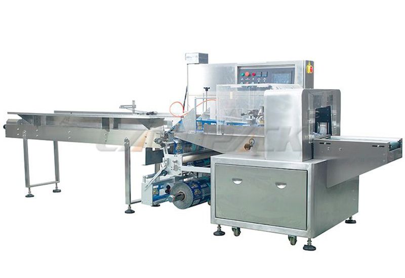 Automatic Horizontal Flow Packing Machine LP - 700X