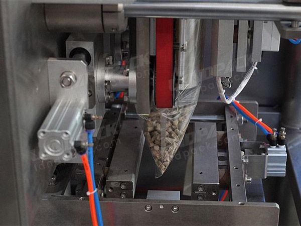 biscuit packing machine