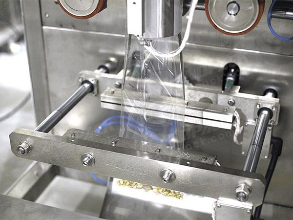 candy packing machine