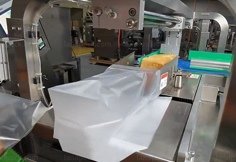 bread wrapping machine